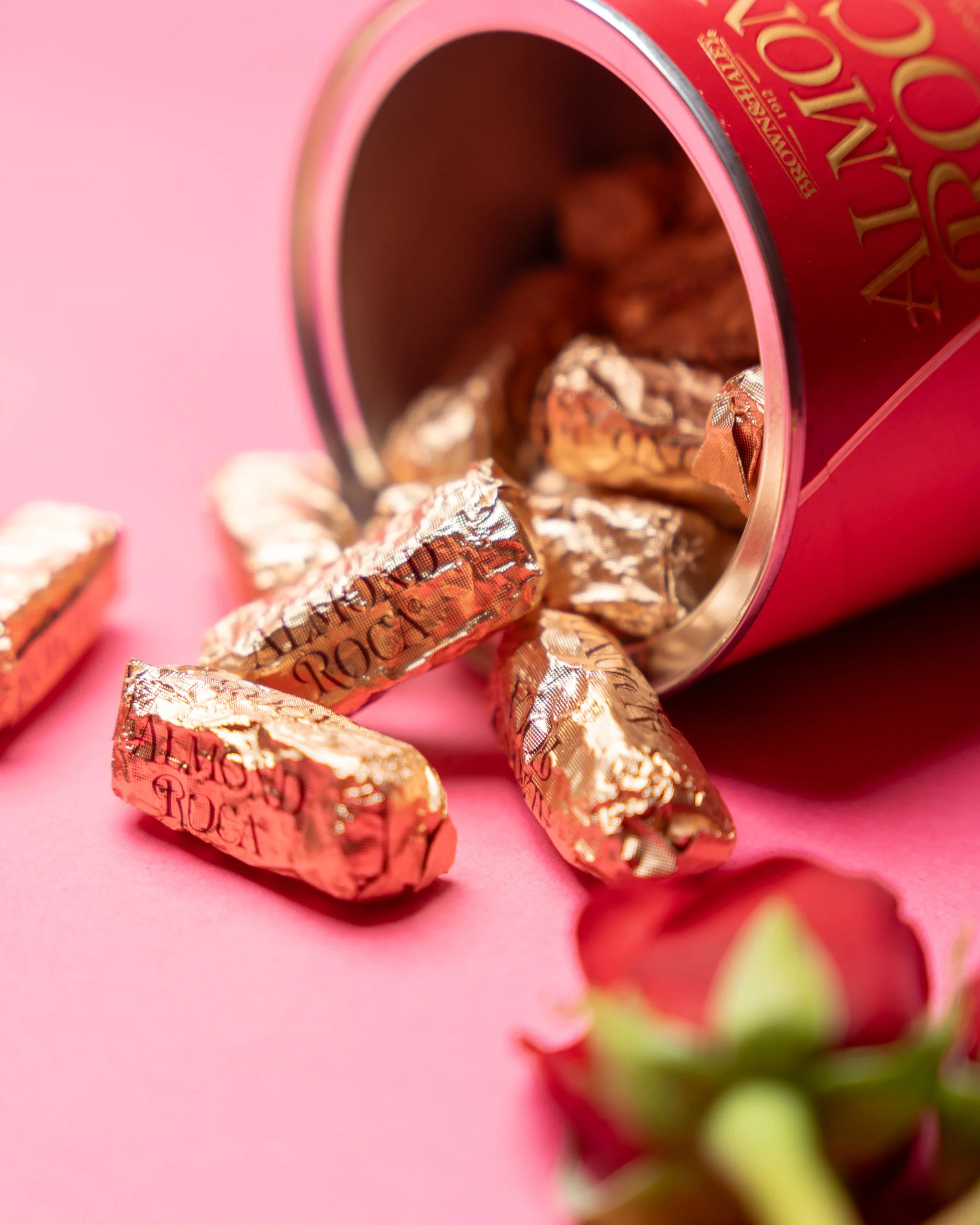 42 oz Almond ROCA Canister — Brown & Haley | Almond ROCA